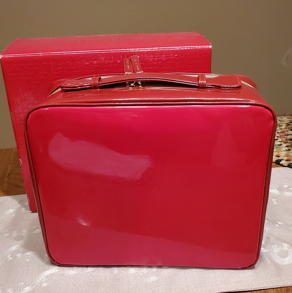 Estee Lauder Makeup Case - Picture 2 of 3